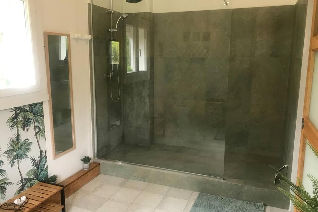 Votre charmant studio duplex près de Cannes Peymeinade Esterno foto